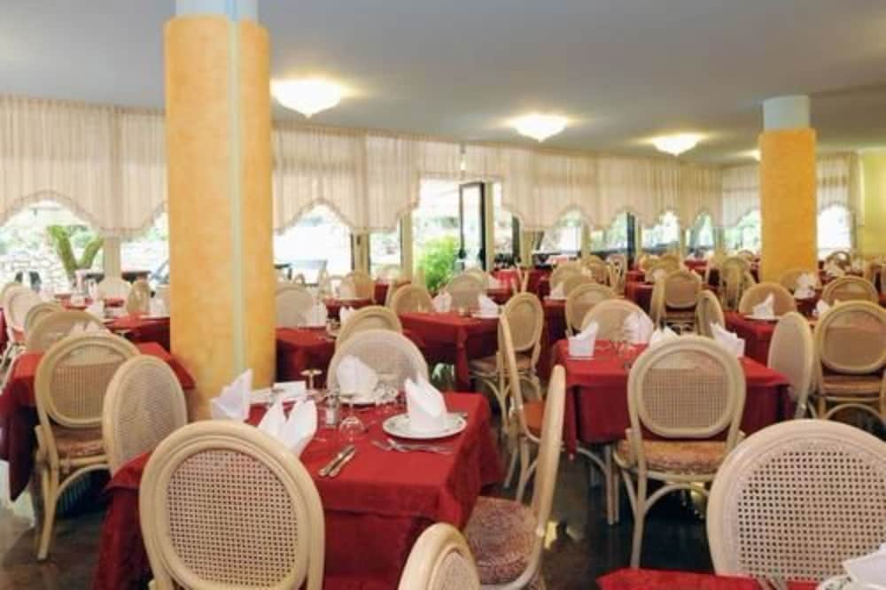 Sport Hotel Olimpo 53/65