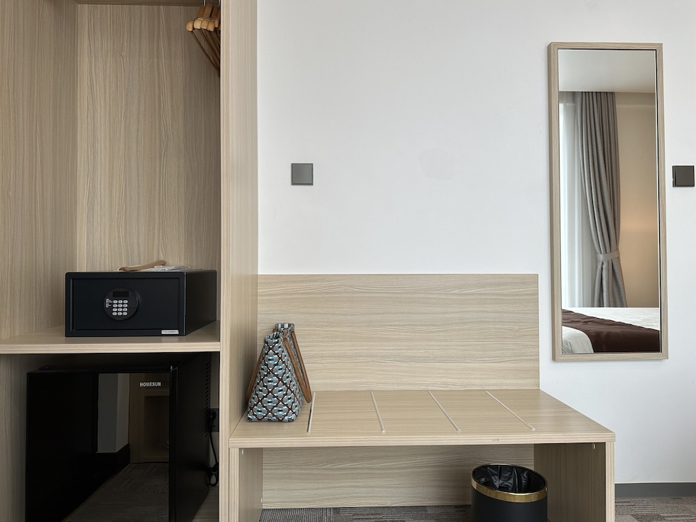 Hotel Yah Hanoi 38/50