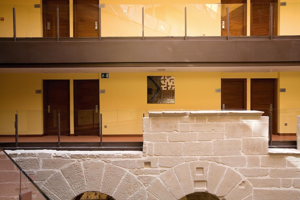 Hotel F G Logrono 9/65
