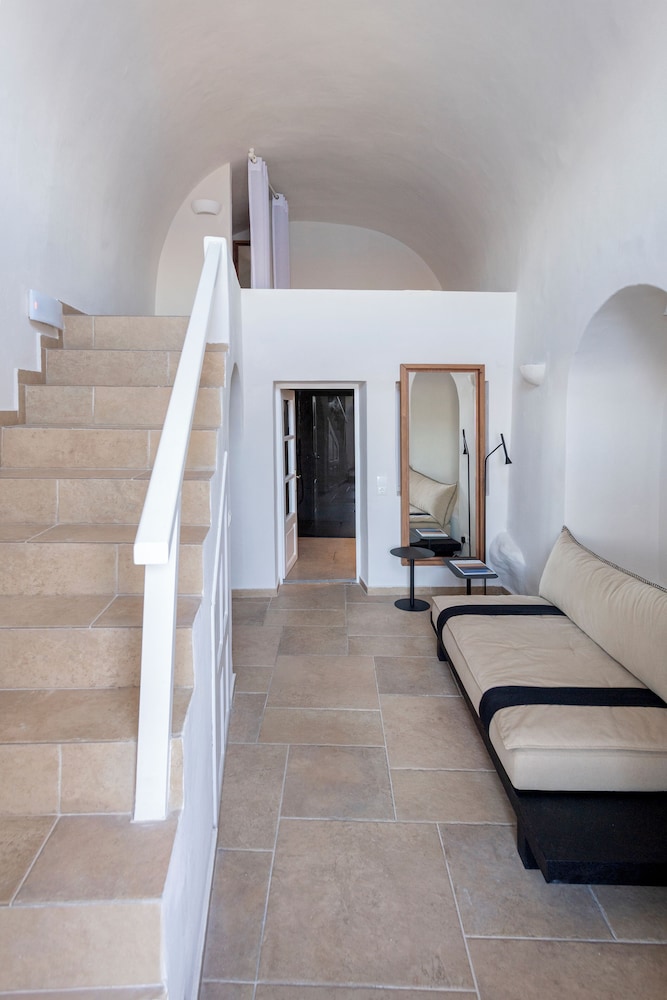 La Maltese Estate 42/67