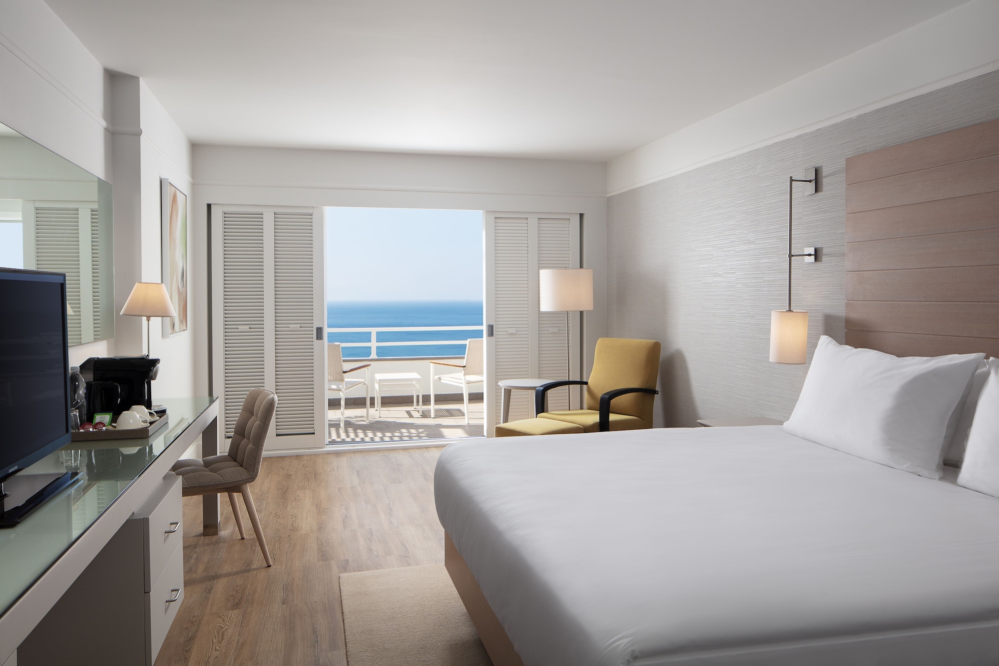 GRAND, DELUXE, SEA VIEW