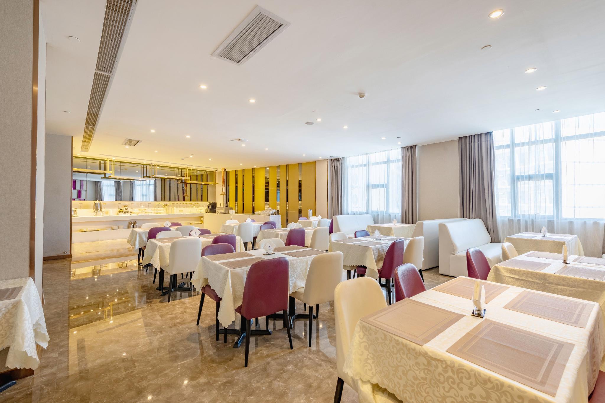 Lavande Hotel (Shenzhen North Railway Station Longhua Bus Terminal) 24/35