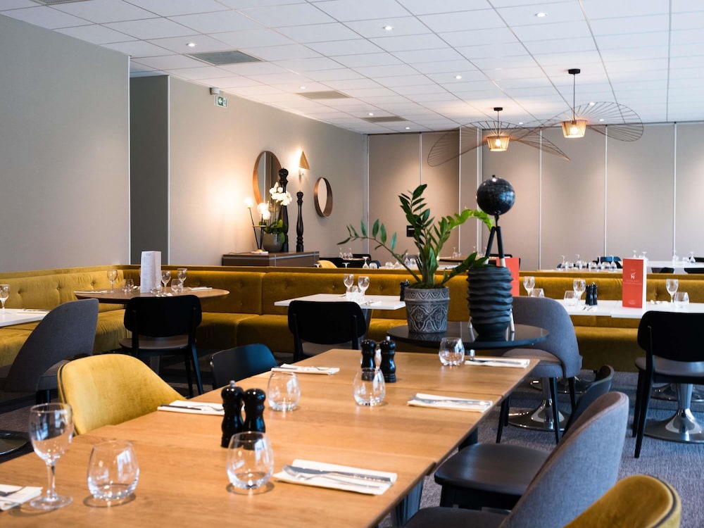 NOVOTEL BAYEUX 52/81