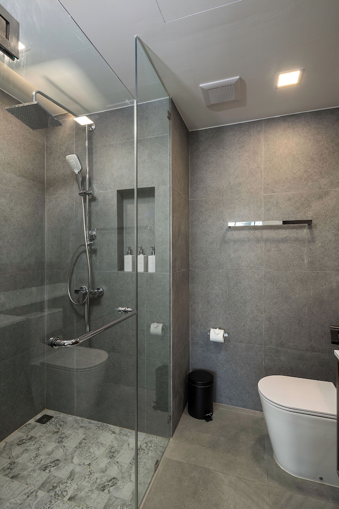 The Proud Karon Beach Phuket Trademark Collection By Wyndham 51/51