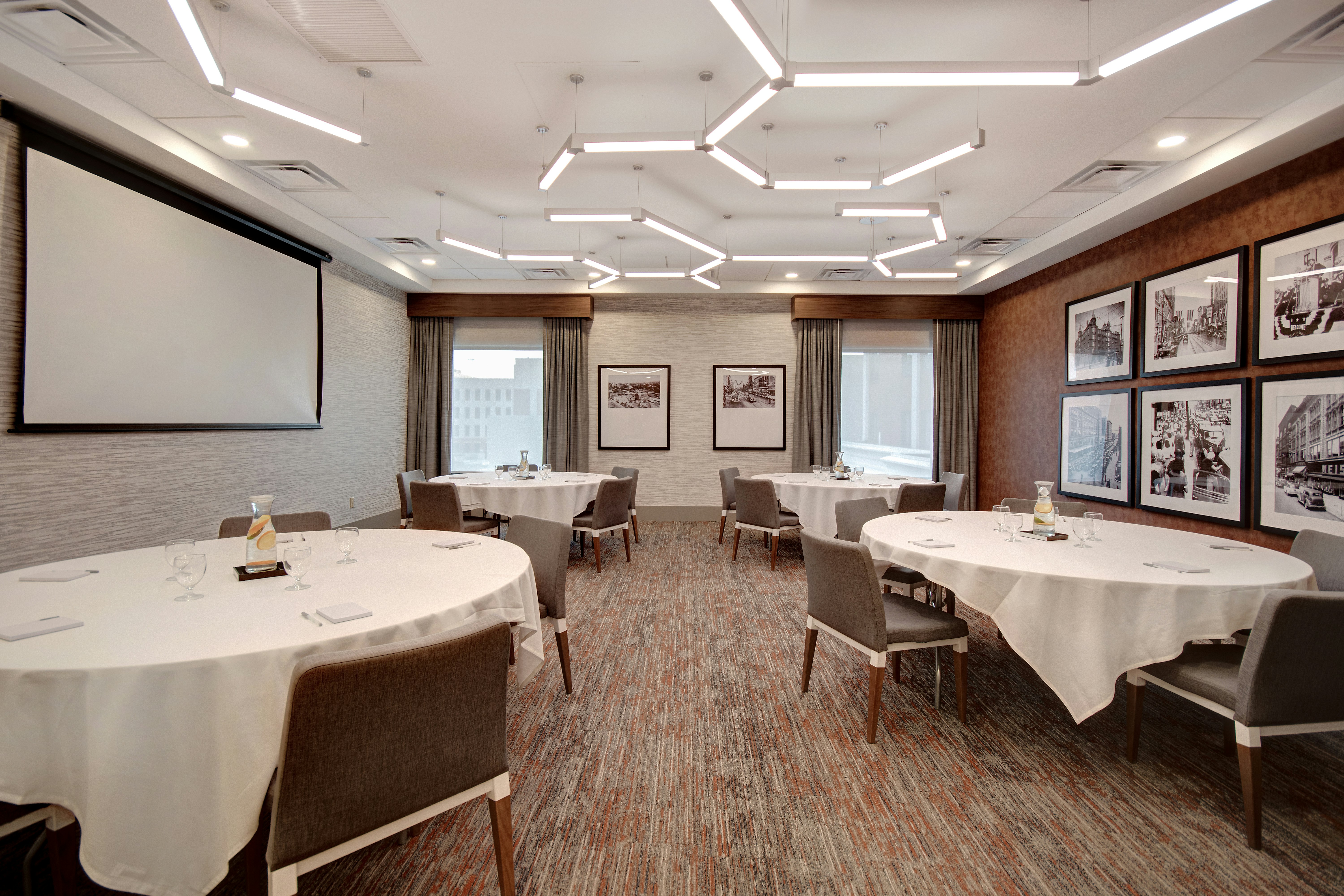Hilton Garden Inn Terre Haute 60/66