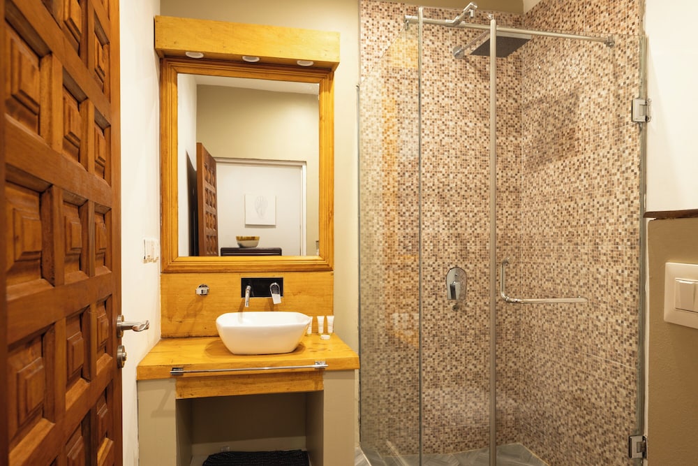 Olma Colonial Suites 64/66