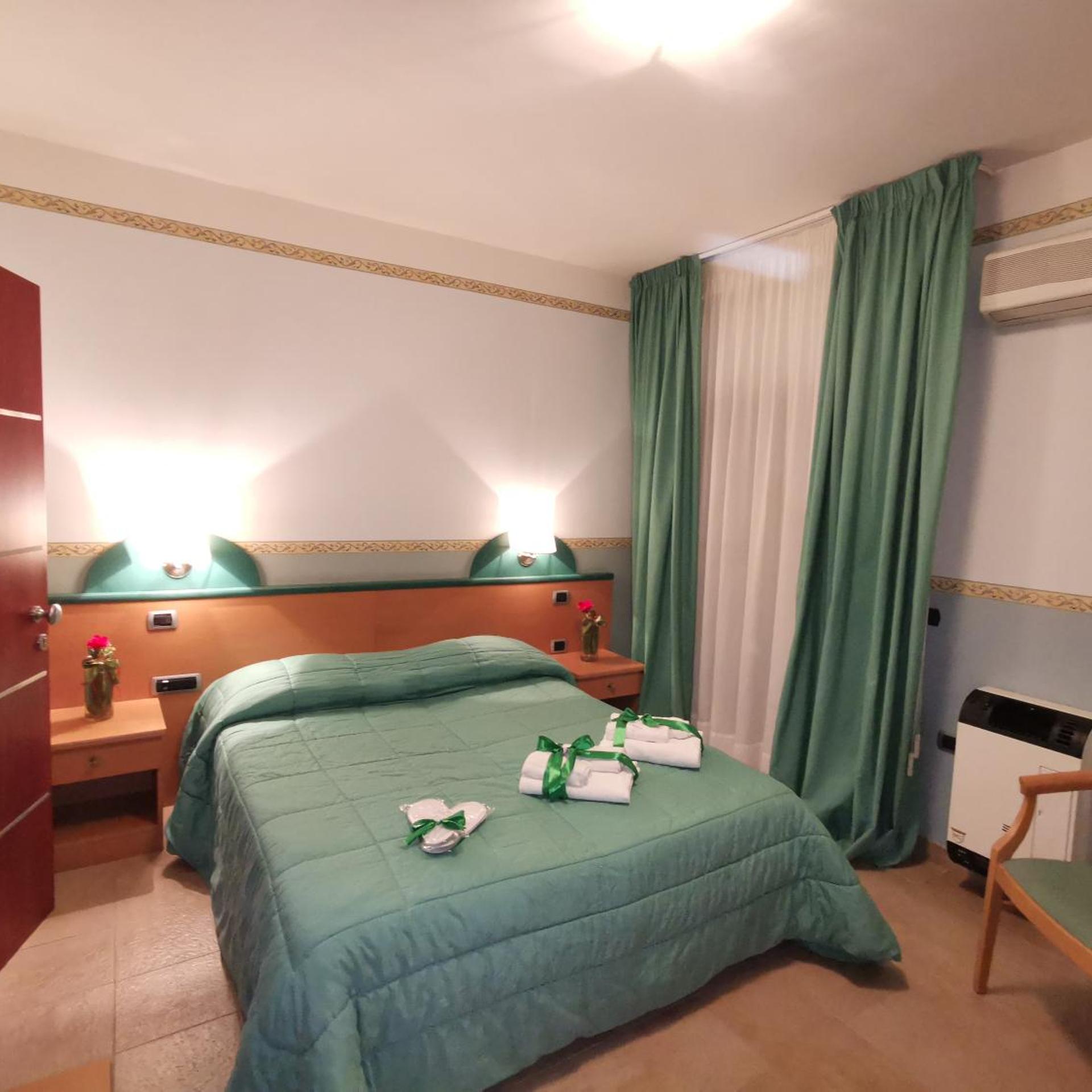 Hotel Santa Lucia 20/50