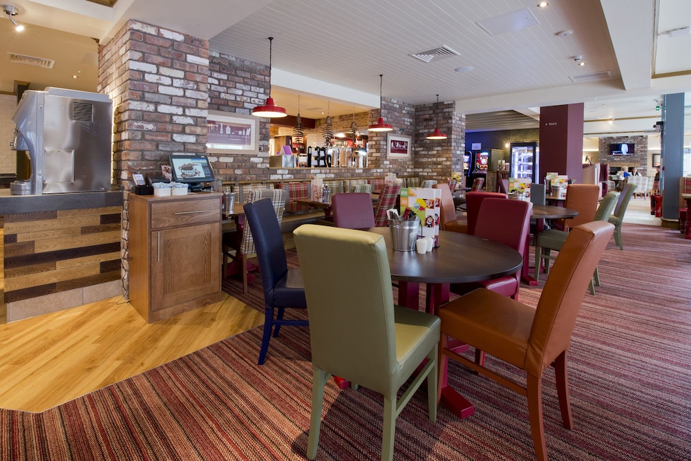 Premier Inn Bristol City Centre Lewins Mead 42/54
