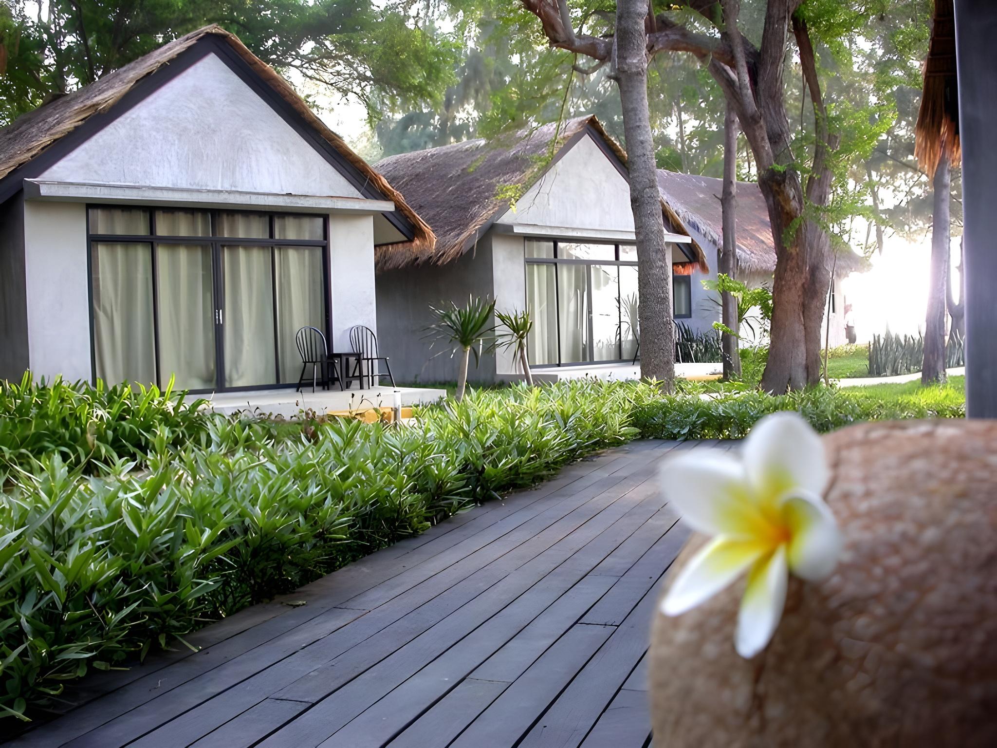 Casuarina Resort 19/27