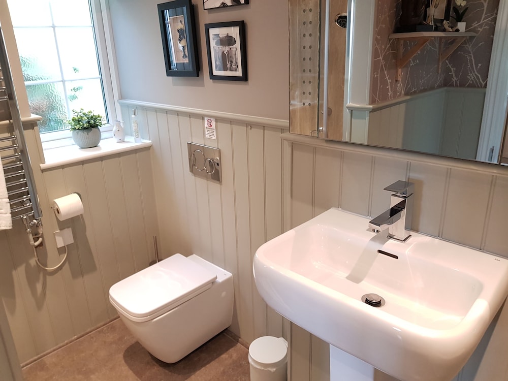 Holiday Cottages At Hawthorn Farm 48/50