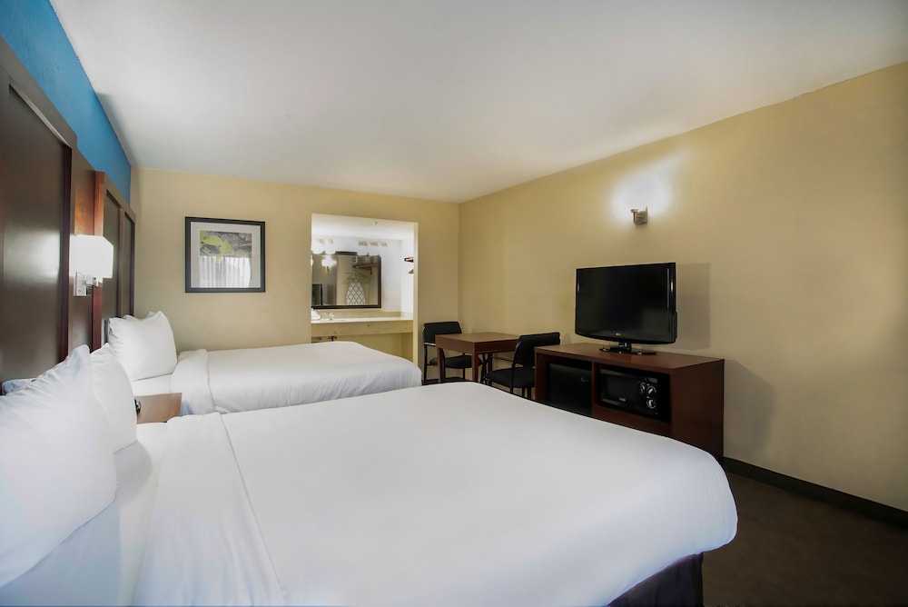 Motel6 Willcox, AZ 6/50
