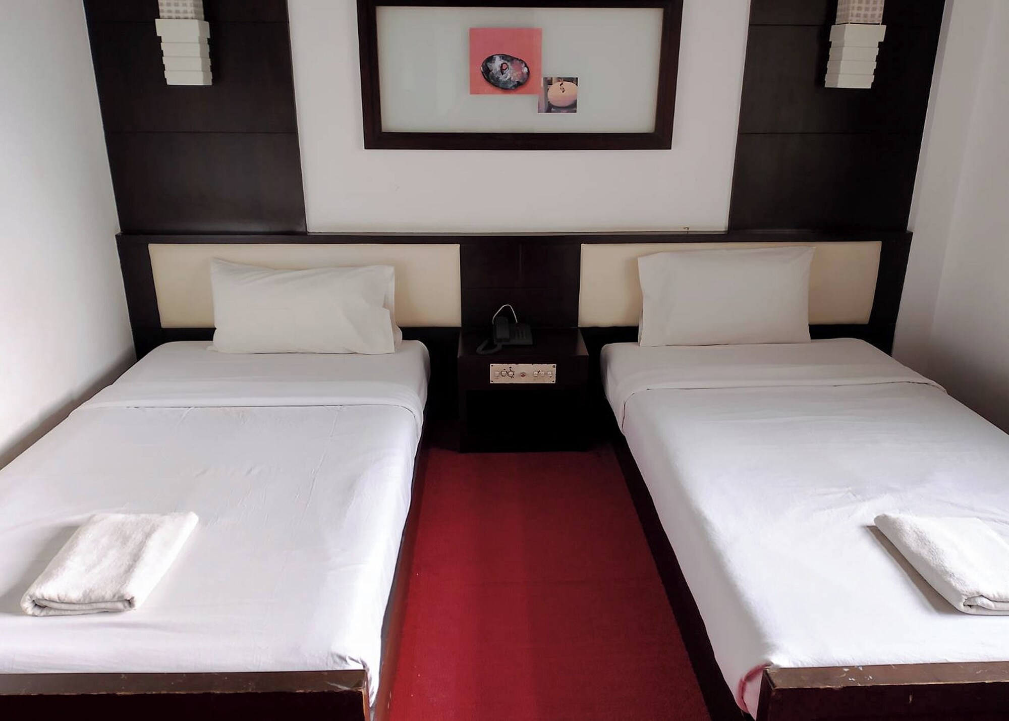 SUPERIOR, TWIN BEDS