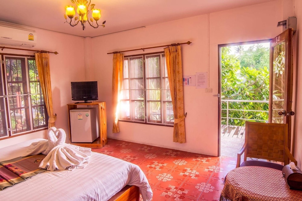 Pongphen Guesthouse 31/72