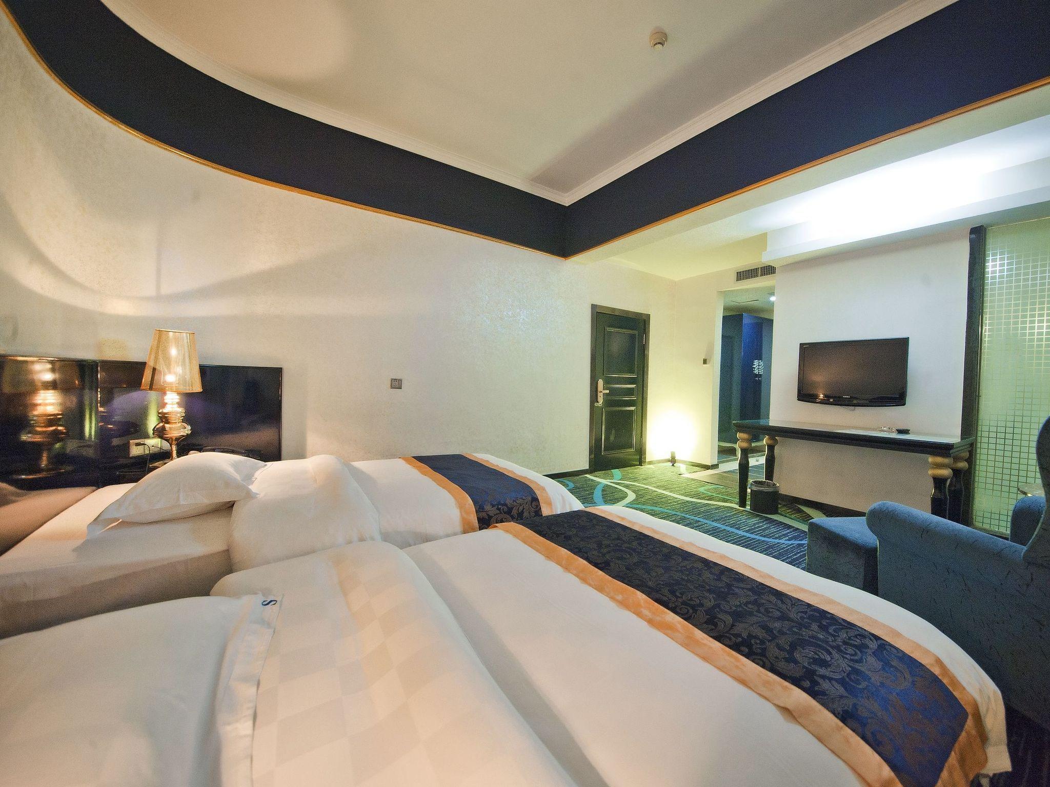 Sapphire Hotel Guilin 21/52