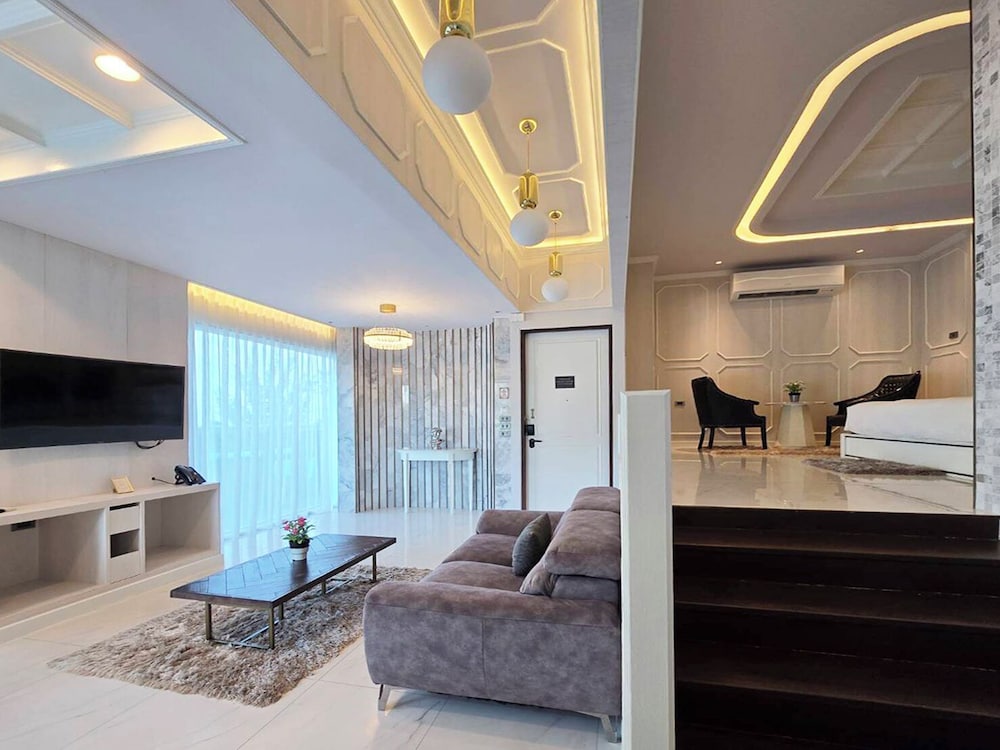 Cocohut Beach Resort 27/50