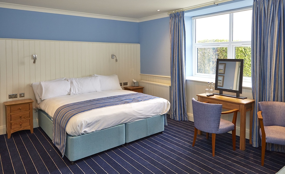 Tower, House, Double Bed