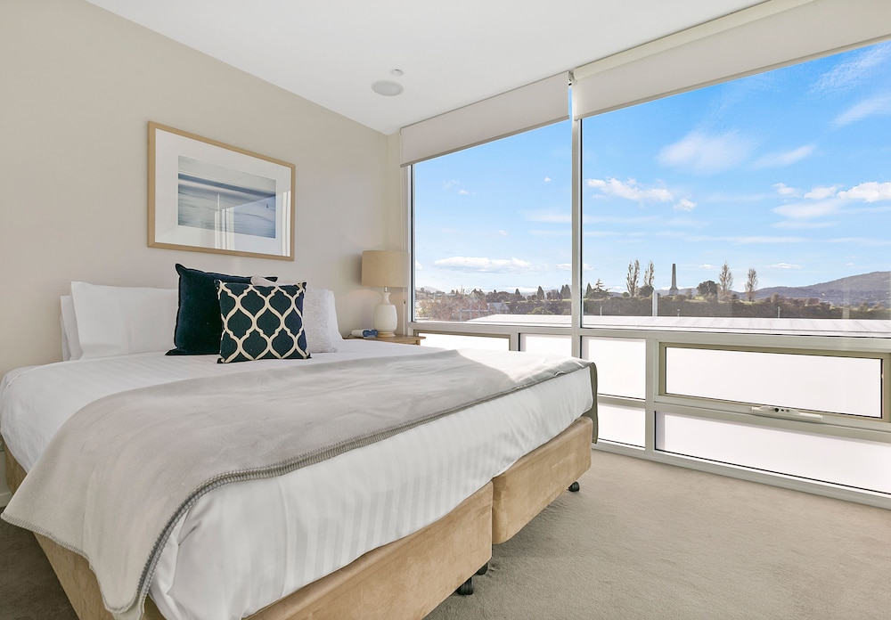 Sullivans Cove Apartments 34/79