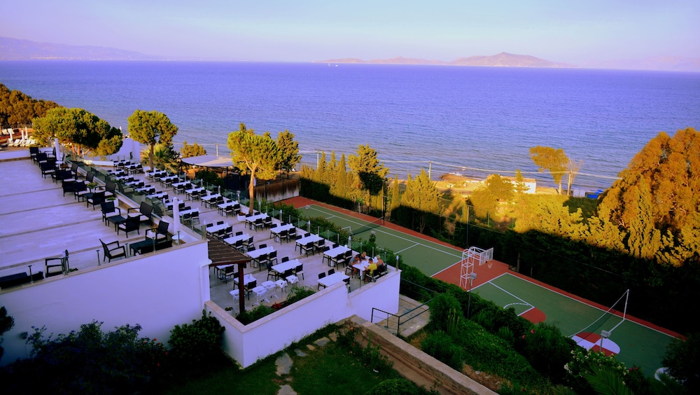 Asr-I Ala Hotel 27/41