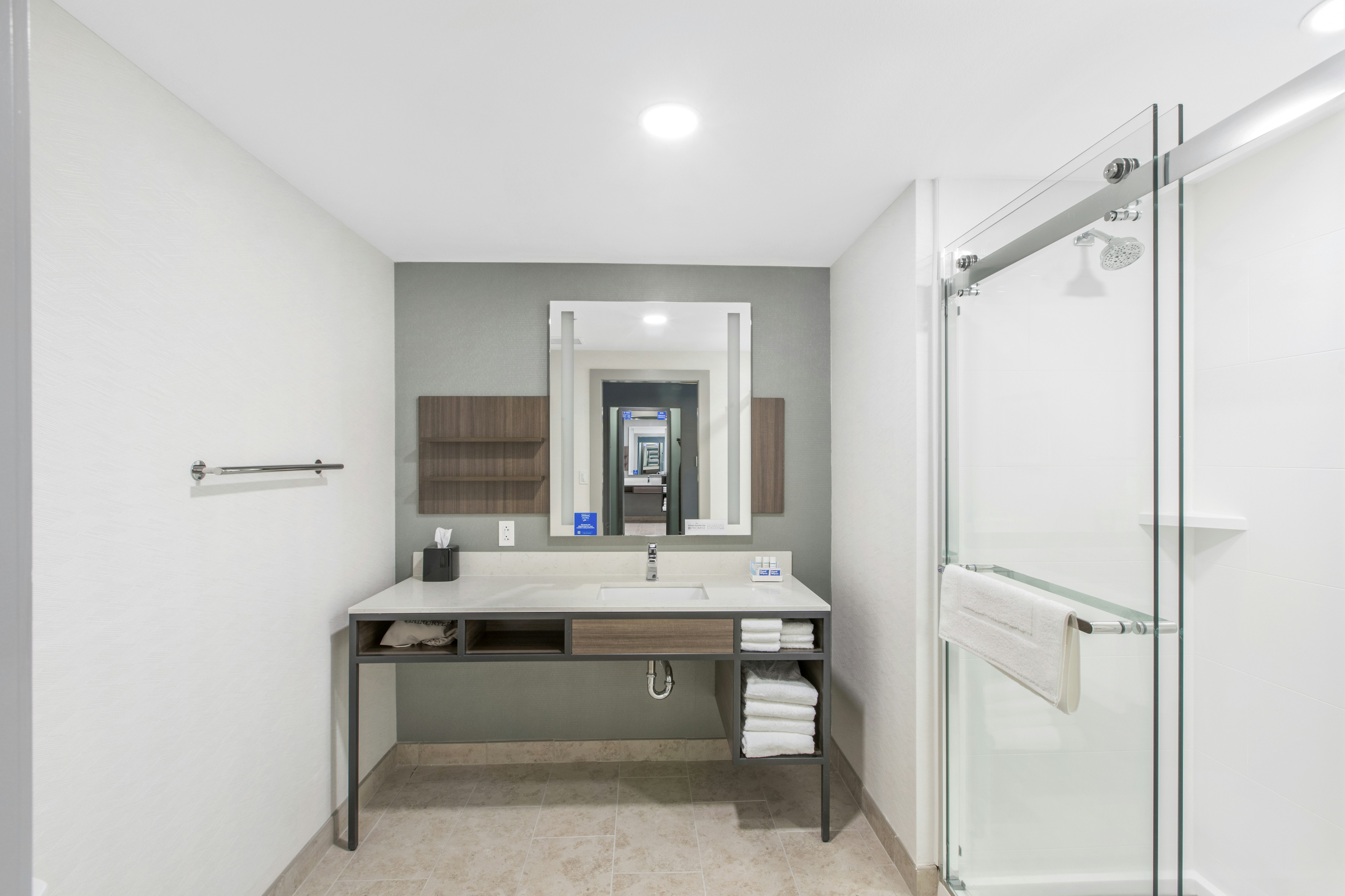 غرفة بسرير كينج، Hilton Garden Inn Harlingen Convention Center Tx 4/4