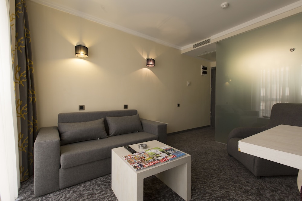 Koza Suite Hotel 46/70
