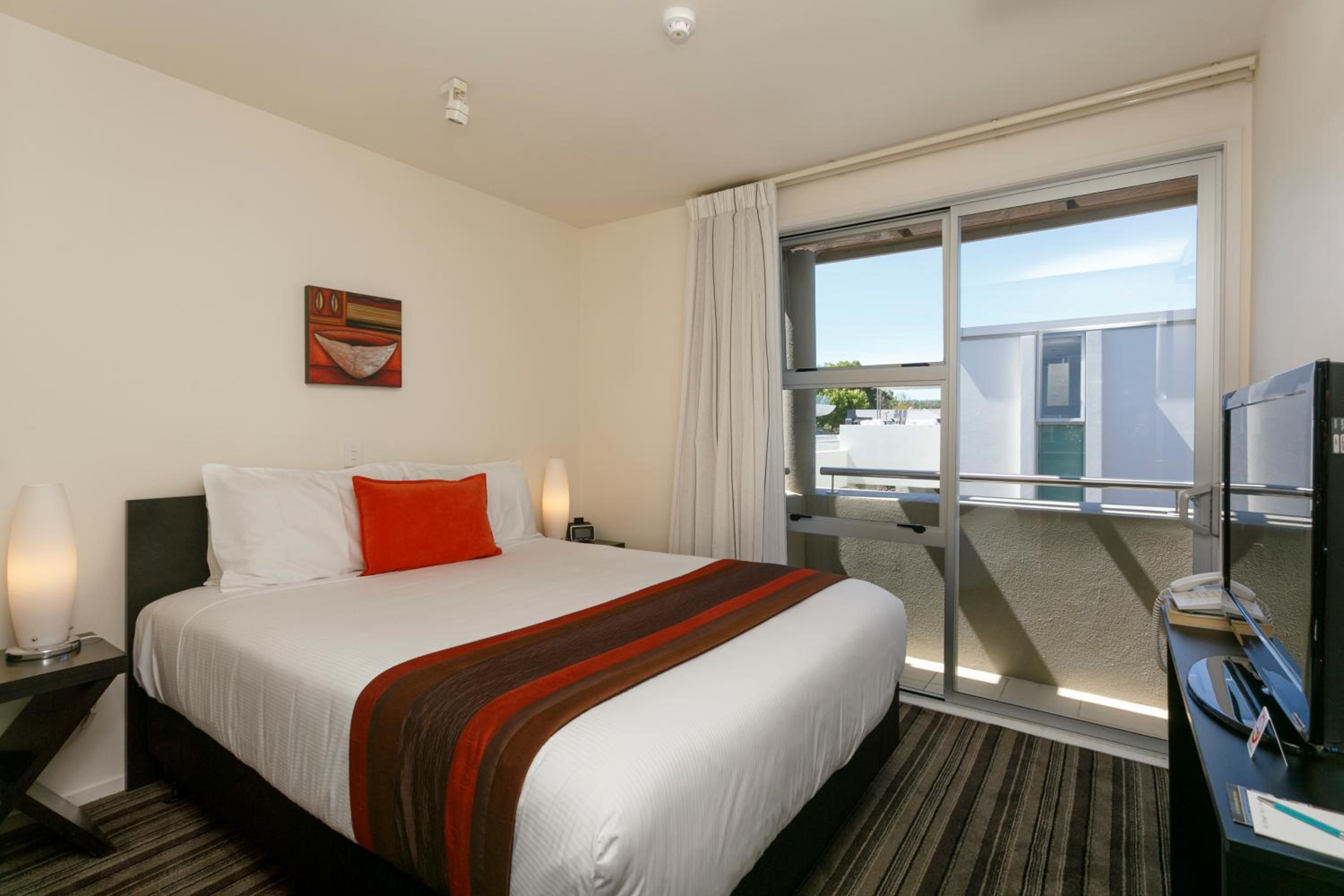1 Bedroom, Apartment, Garden View