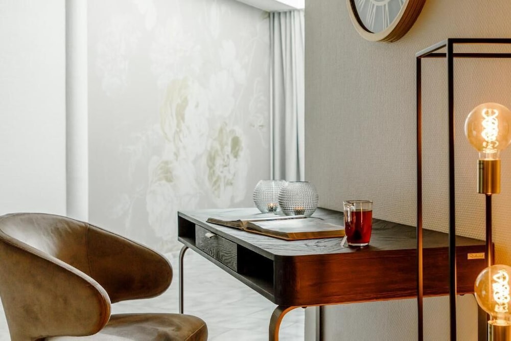 Hotel Ambiente 23/41