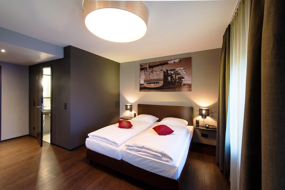 Hotel Volksschule 18/66