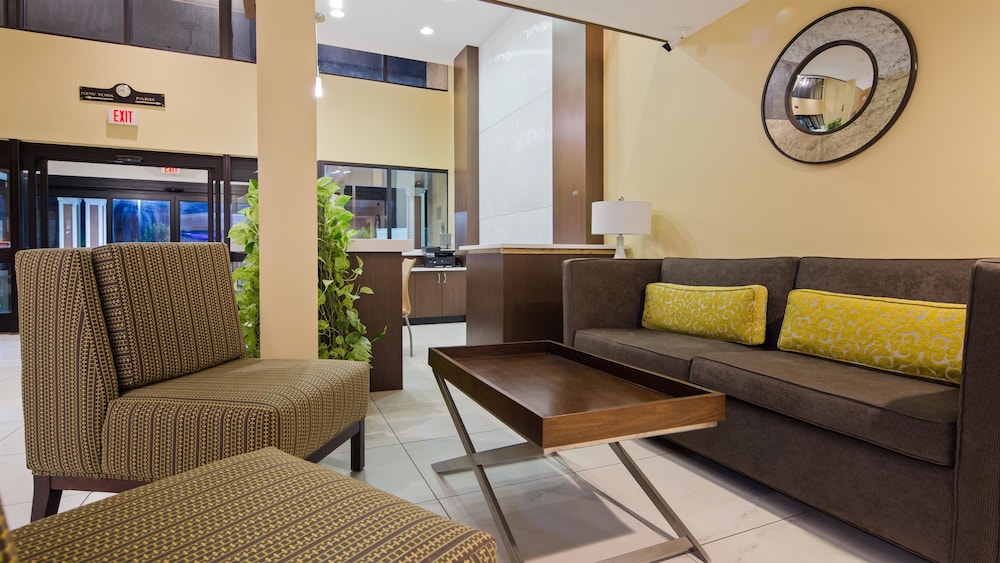 Best Western Oakbrook Inn 8/24