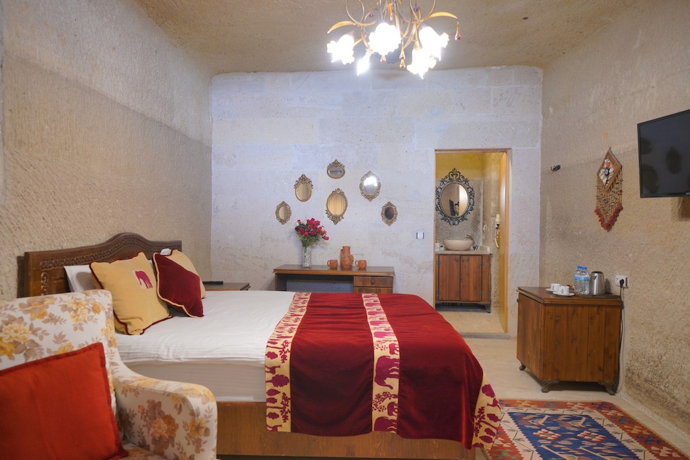 Salkim Cave House 13/50