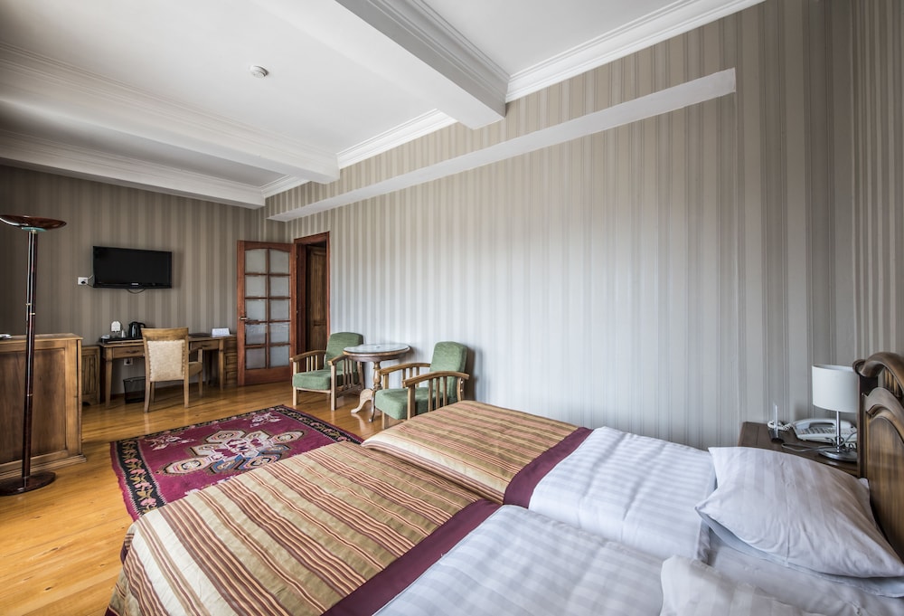 Kopala Hotel 12/55
