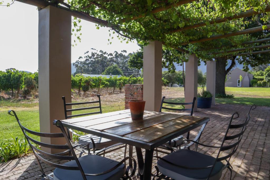 Saronsberg Vineyard Cottages 28/47