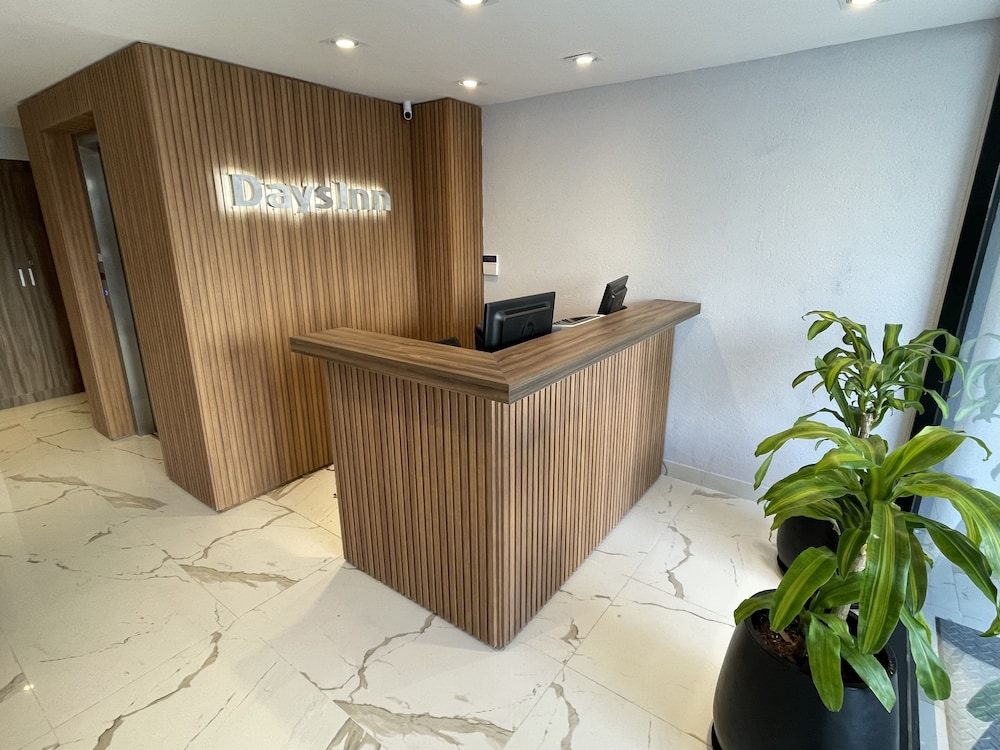 Days Inn by Wyndham Devoto 2/41