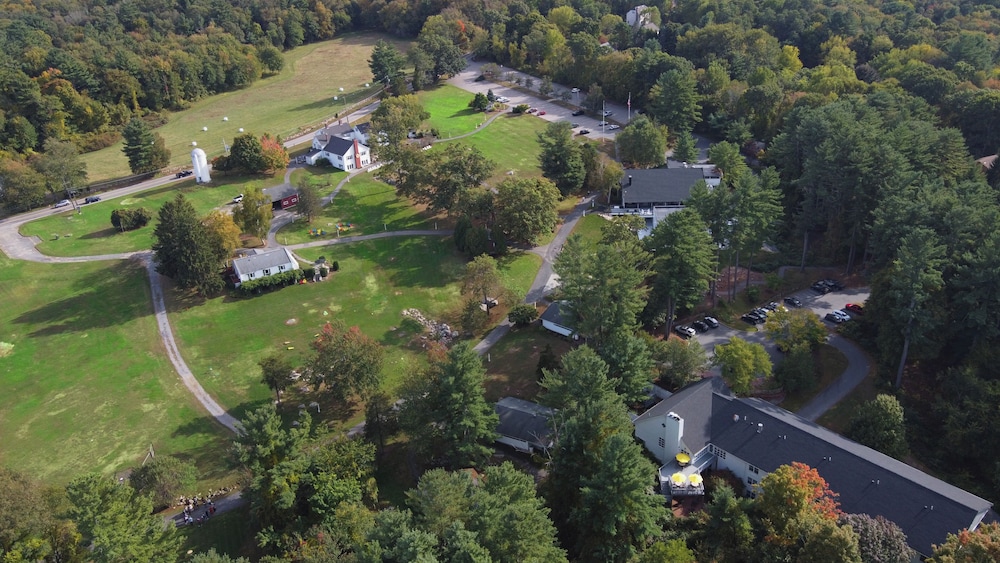 Warren Conference Center and Inn 49/59