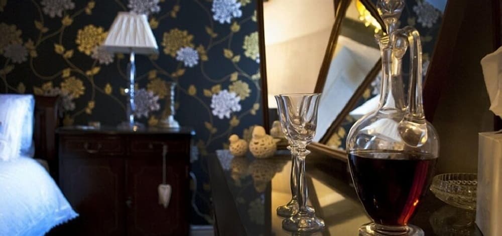 The Castle House Luxury Bed & Breakfast 24/50