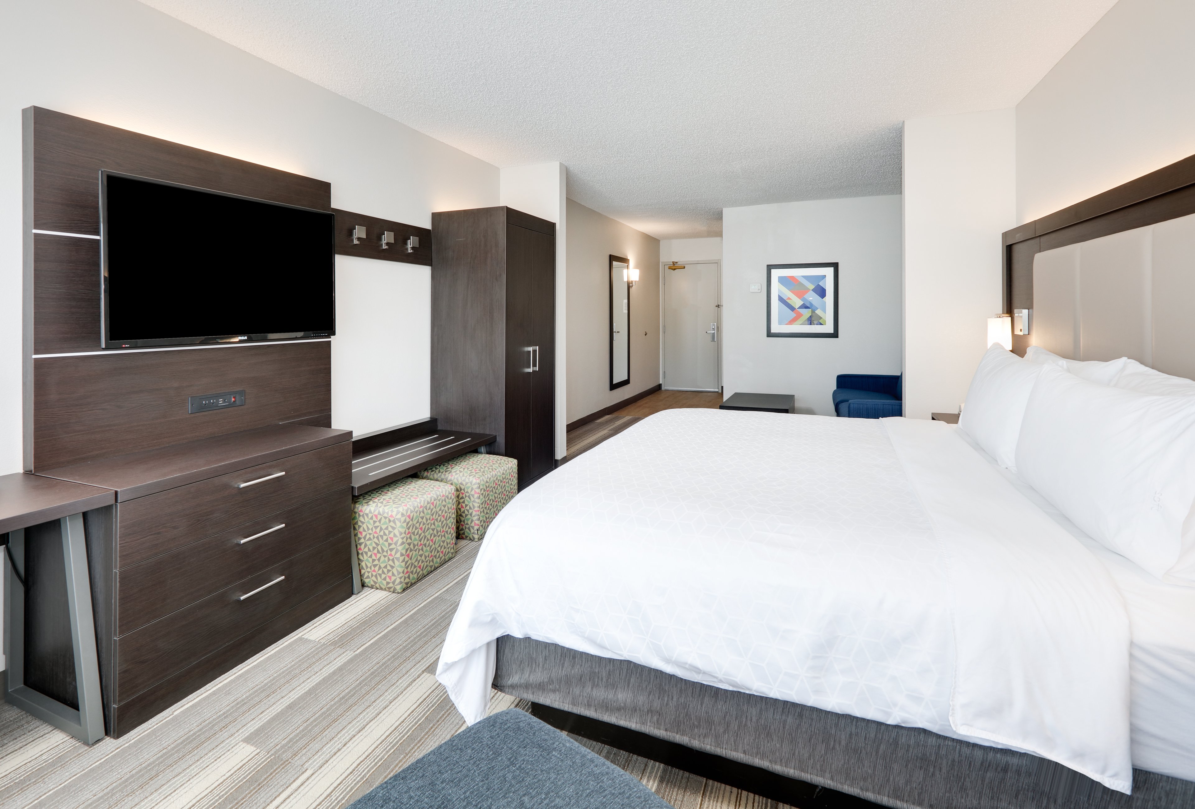 Suite, King Bed