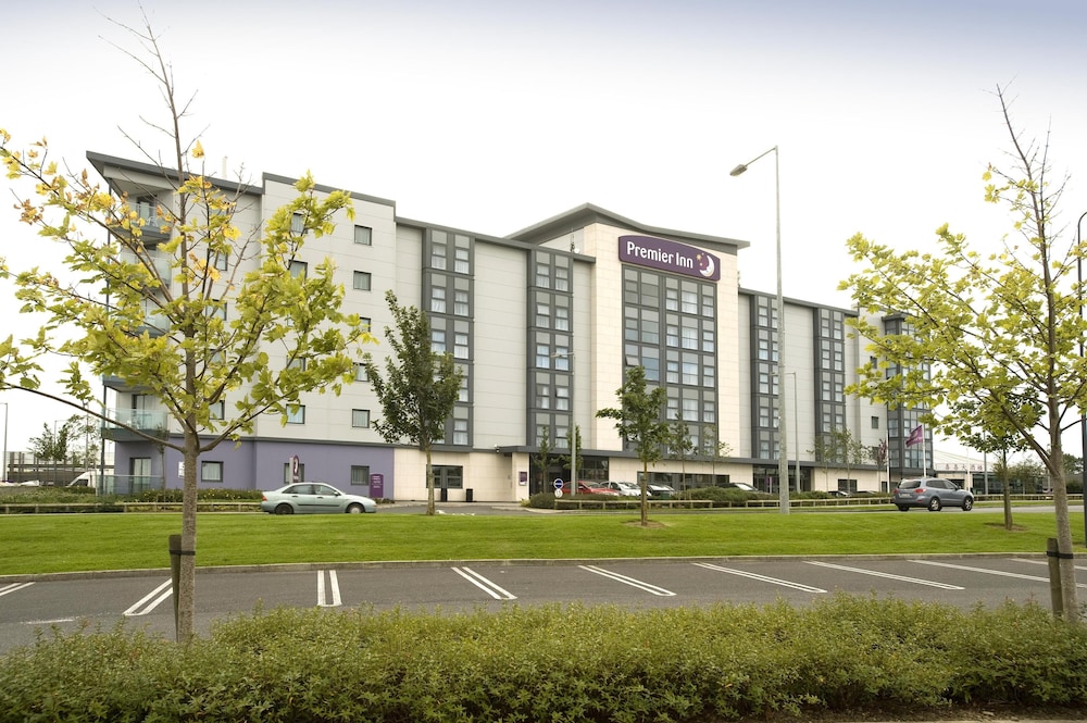 Premier Inn Dublin Airport Hotel 34/38