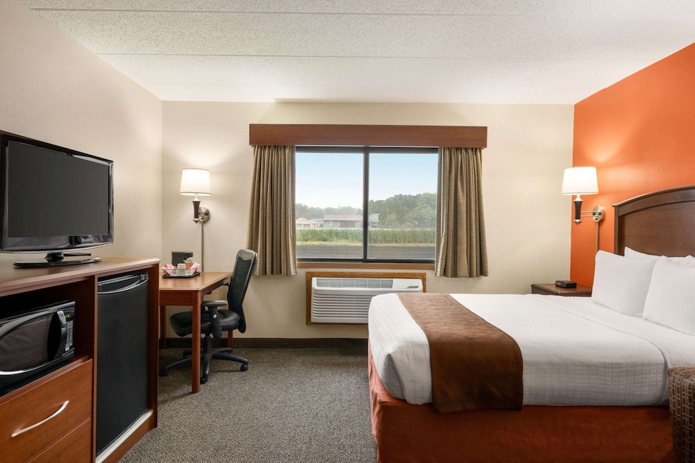 AmericInn by Wyndham Virginia 9/47