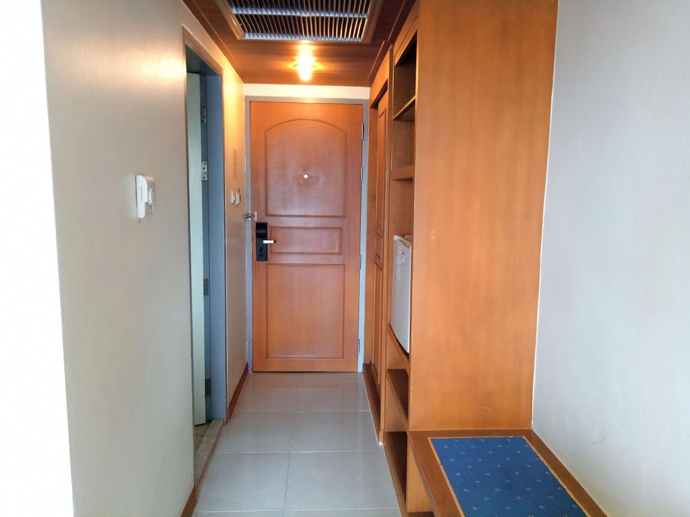 Grand Park Hotel 36/69