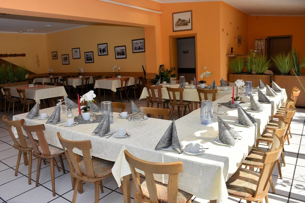 Hotel Restaurant Alt Wehlheiden 21/31