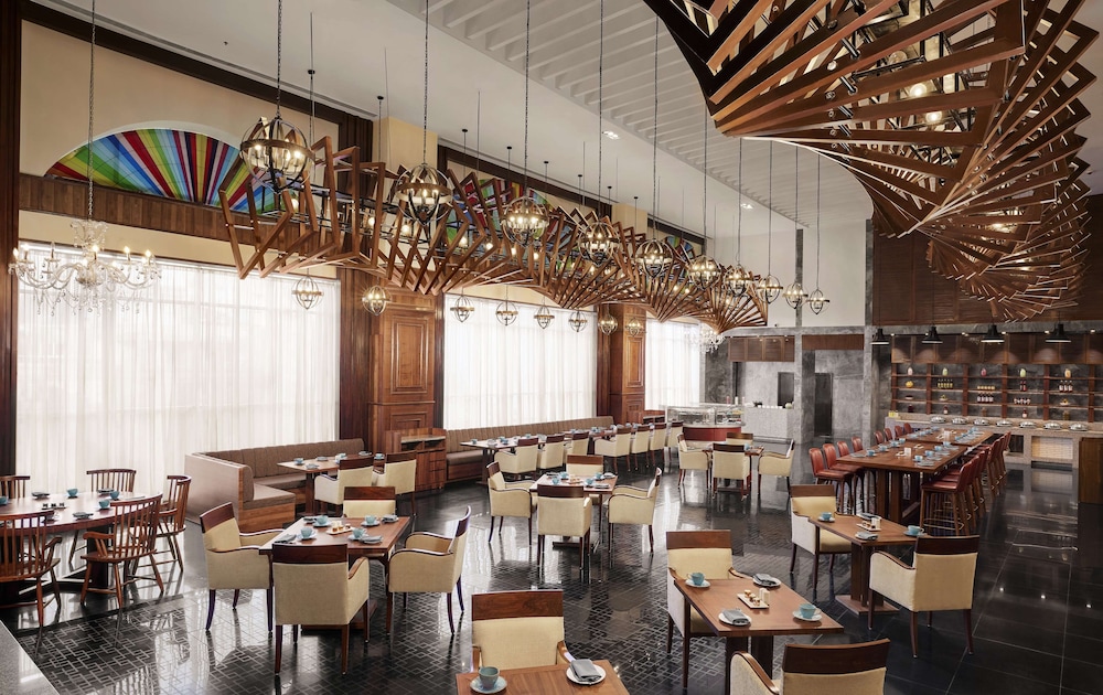 Hyatt Centric Janakpuri New Delhi (ex. Piccadily Janakpuri) 52/64