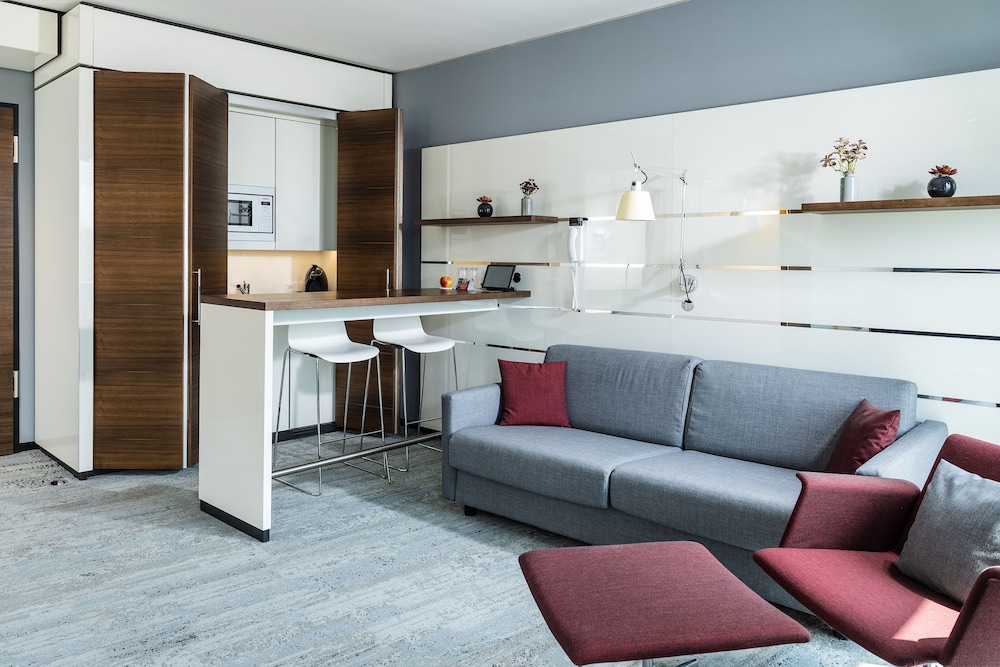 Airport Plaza Hotel Hamburg 30/43