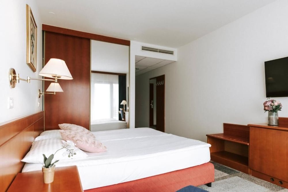 Hotel Toplice 12/50
