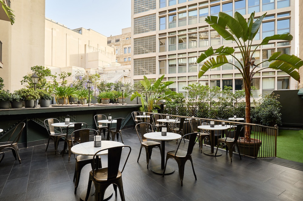 Continental Barcelona Hotel 50/80