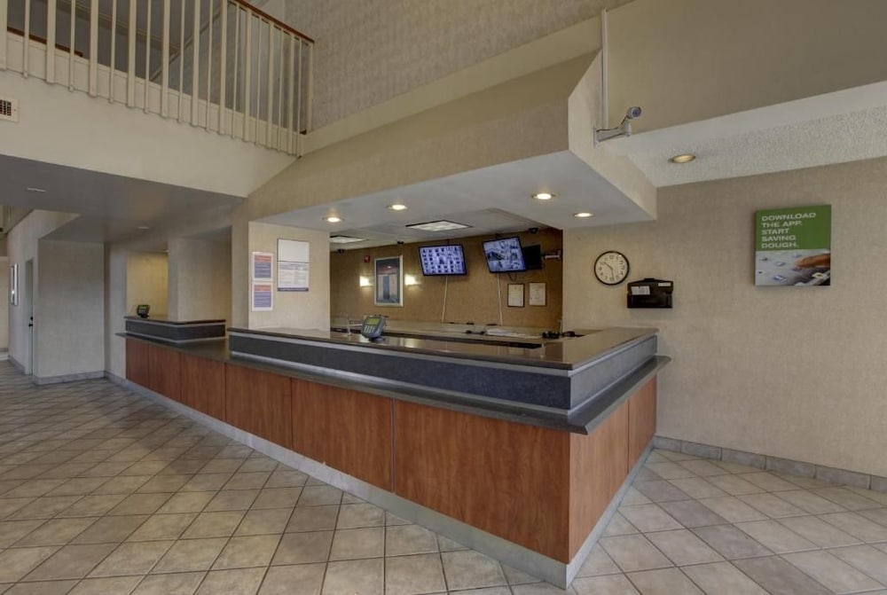 Motel6 Santa Ana, CA - Irvine - Orange County Airport 12/54
