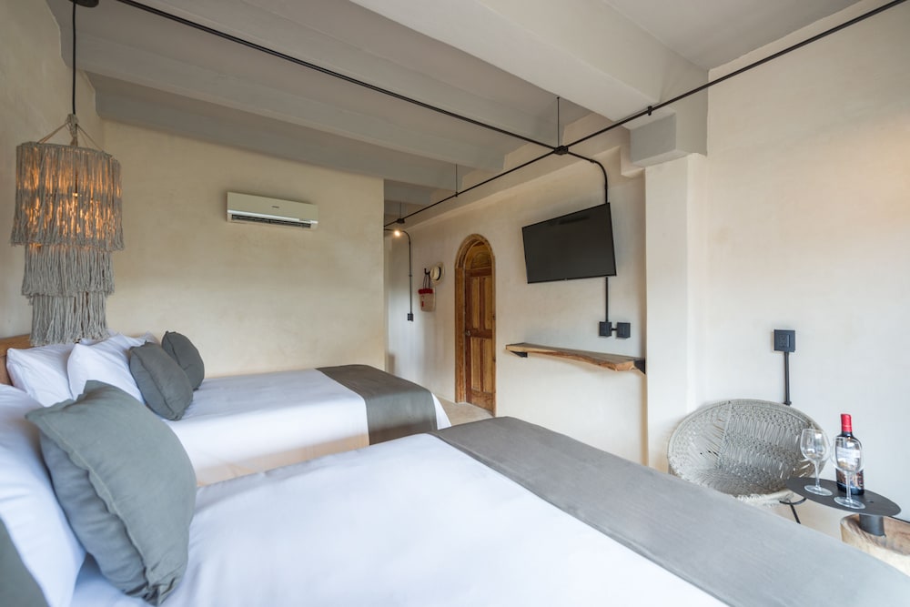 غرفة ديلوكس بسريرين مزدوجين بشرفة، Hotel Caribbean Paradise 4/10