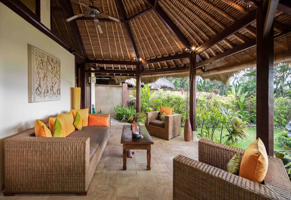 Alam Anda Ocean Front Resort And Spa 23/50