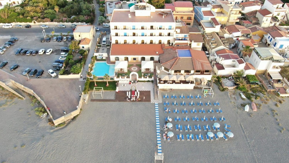 Il Gabbiano Beach 4/50