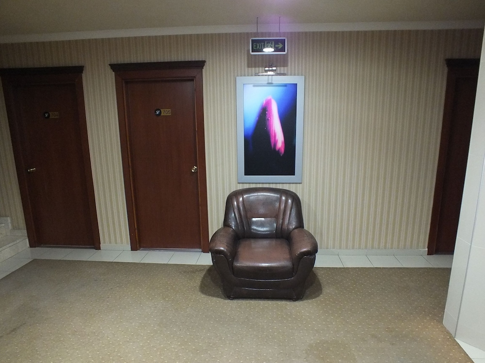 Lifos Hotel 32/48