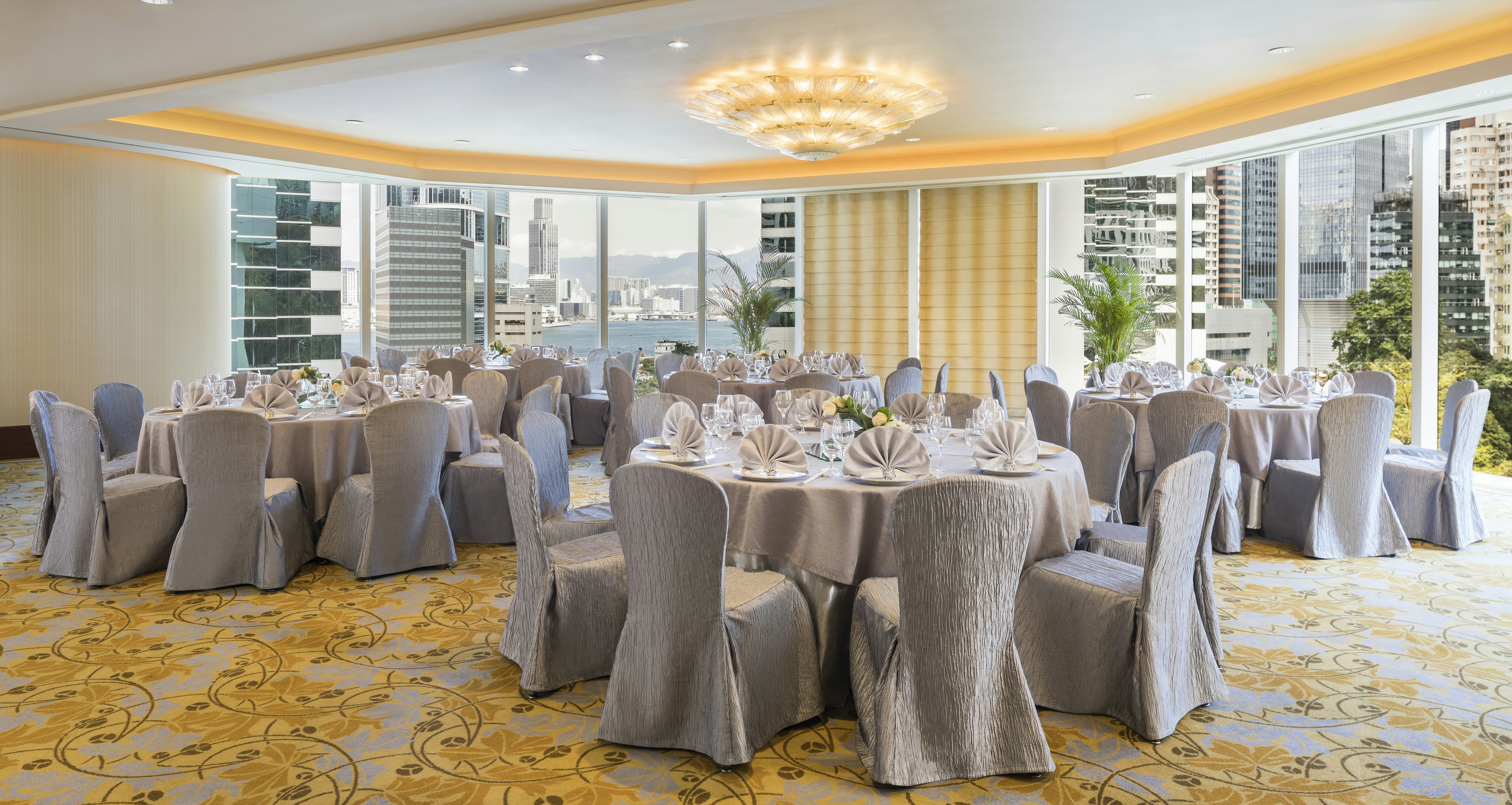 Conrad Hong Kong 66/74