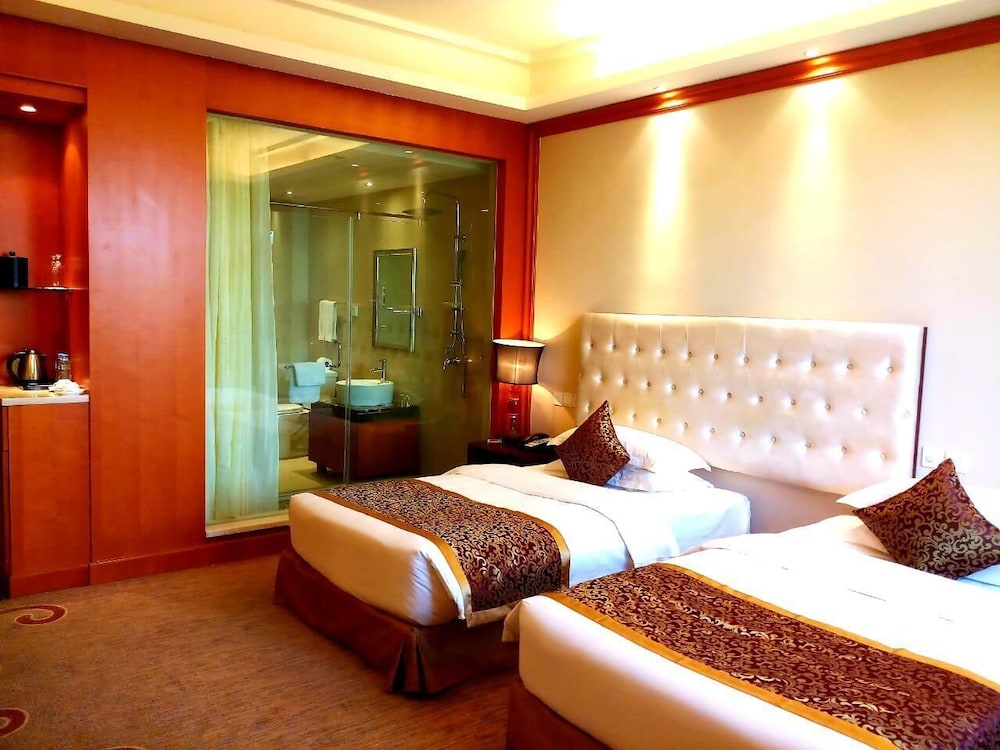 Dorkjumpa Hotel 6/17